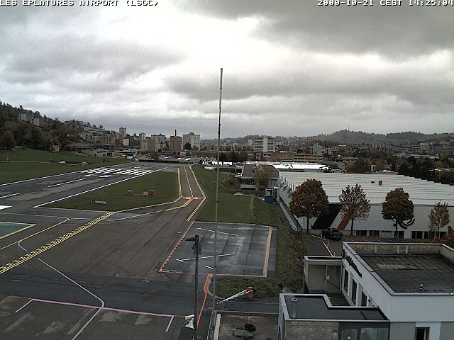 La Chaux-de-Fonds - LSGC Les Eplatures Airport - 웹카메라