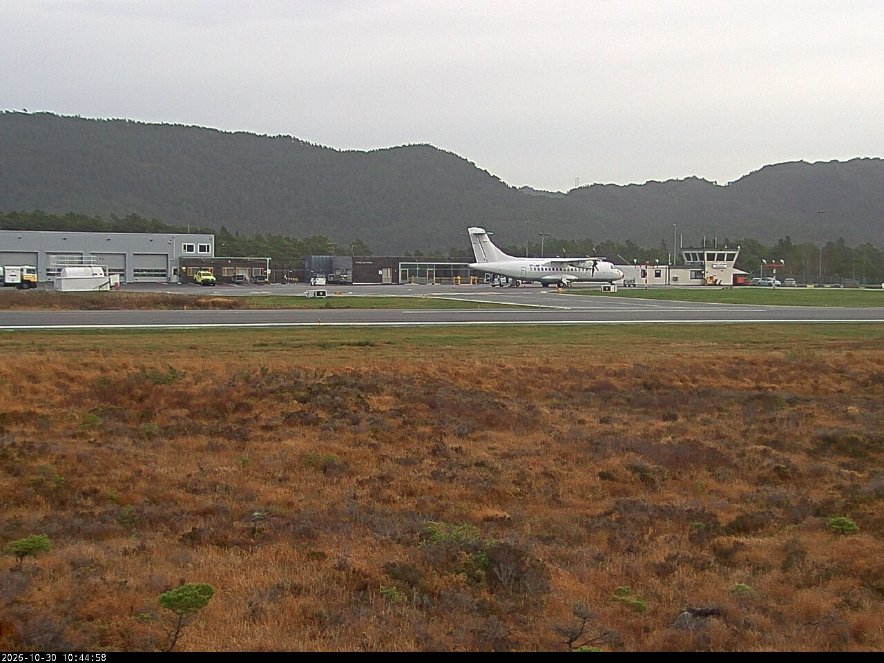 Stord lufthavn - Mot terminalen - Webcams