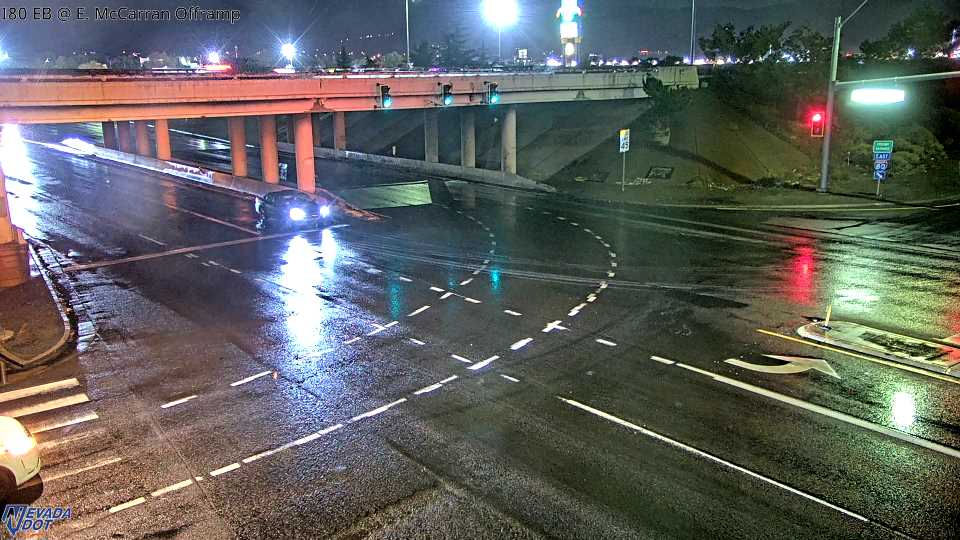 E. McCarran Blvd @ I80 EB Offramp - Webcams
