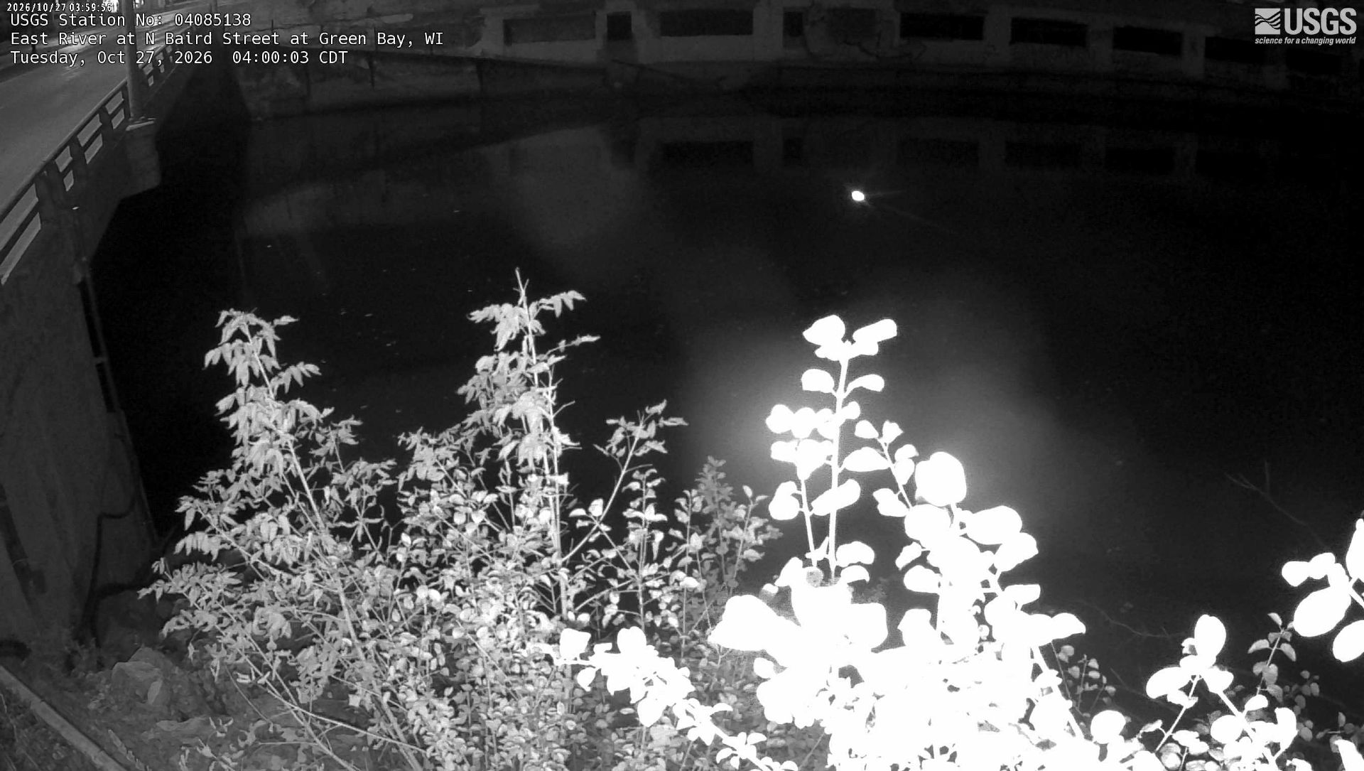 East River at N Baird Street at Green Bay - Webcams