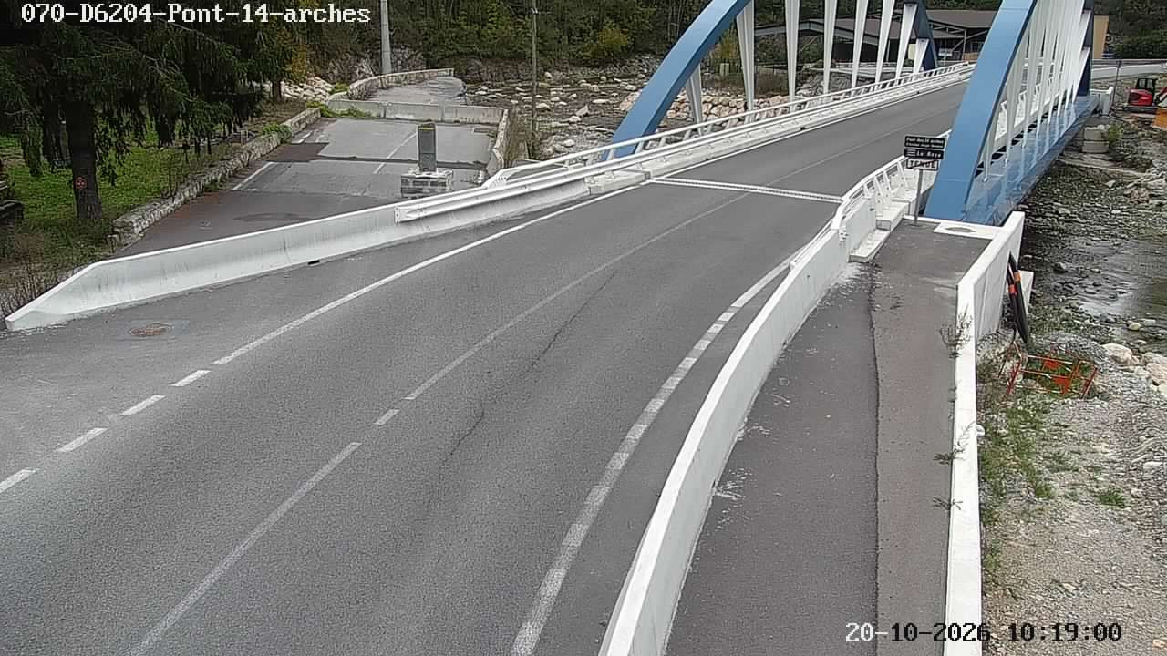 CAM070 - RD 6204 - Pont des 14 arches - Hier