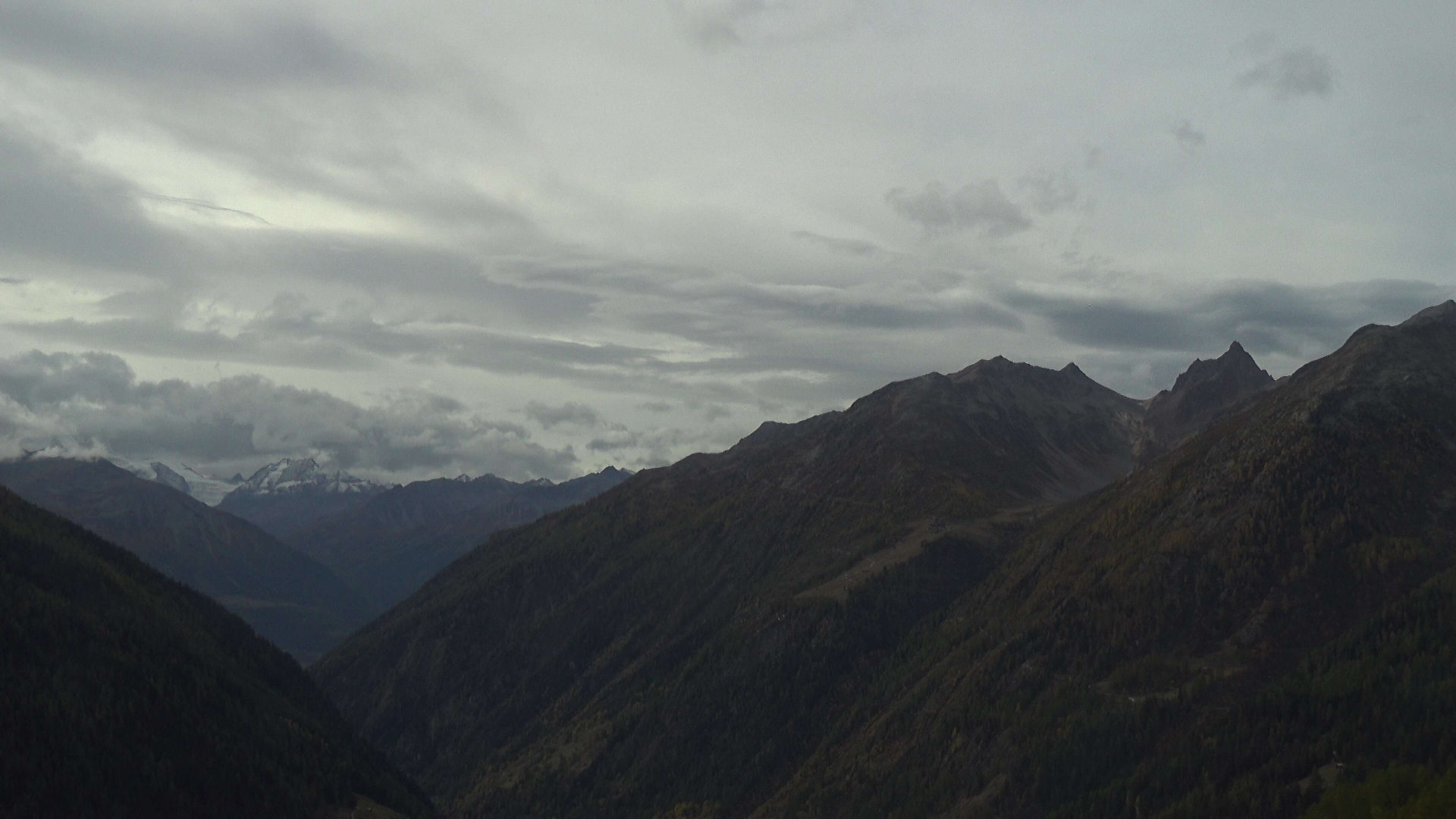 Bergstation Luftseilbahn Wiler-Lauchernalp - 어제