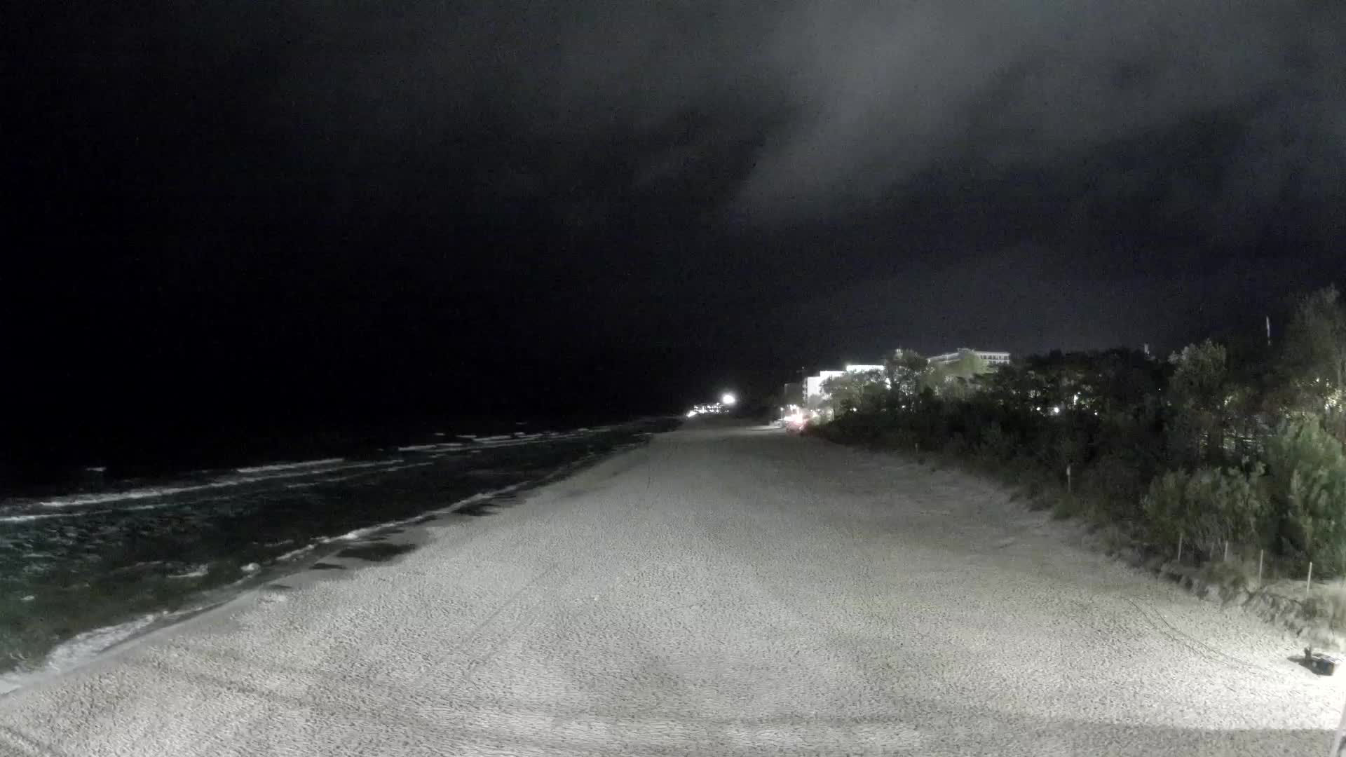 Międzyzdroje - widok na wschodnią stronę plaży - Včera