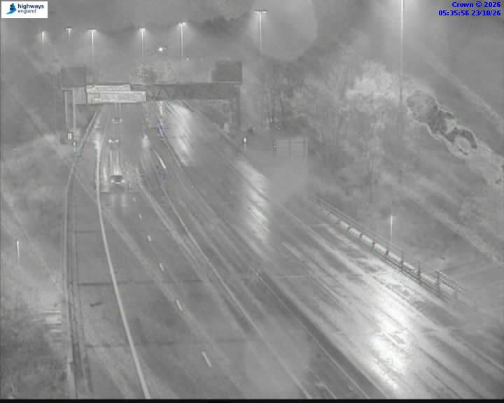 M621 Elland Road - Веб-камеры