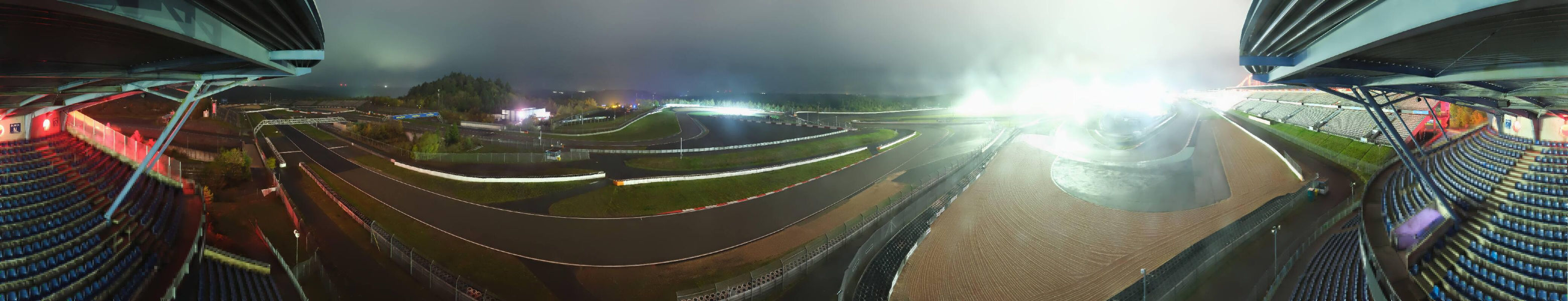 Nürburgring - T4a Mercedes Tribüne - Kamera web