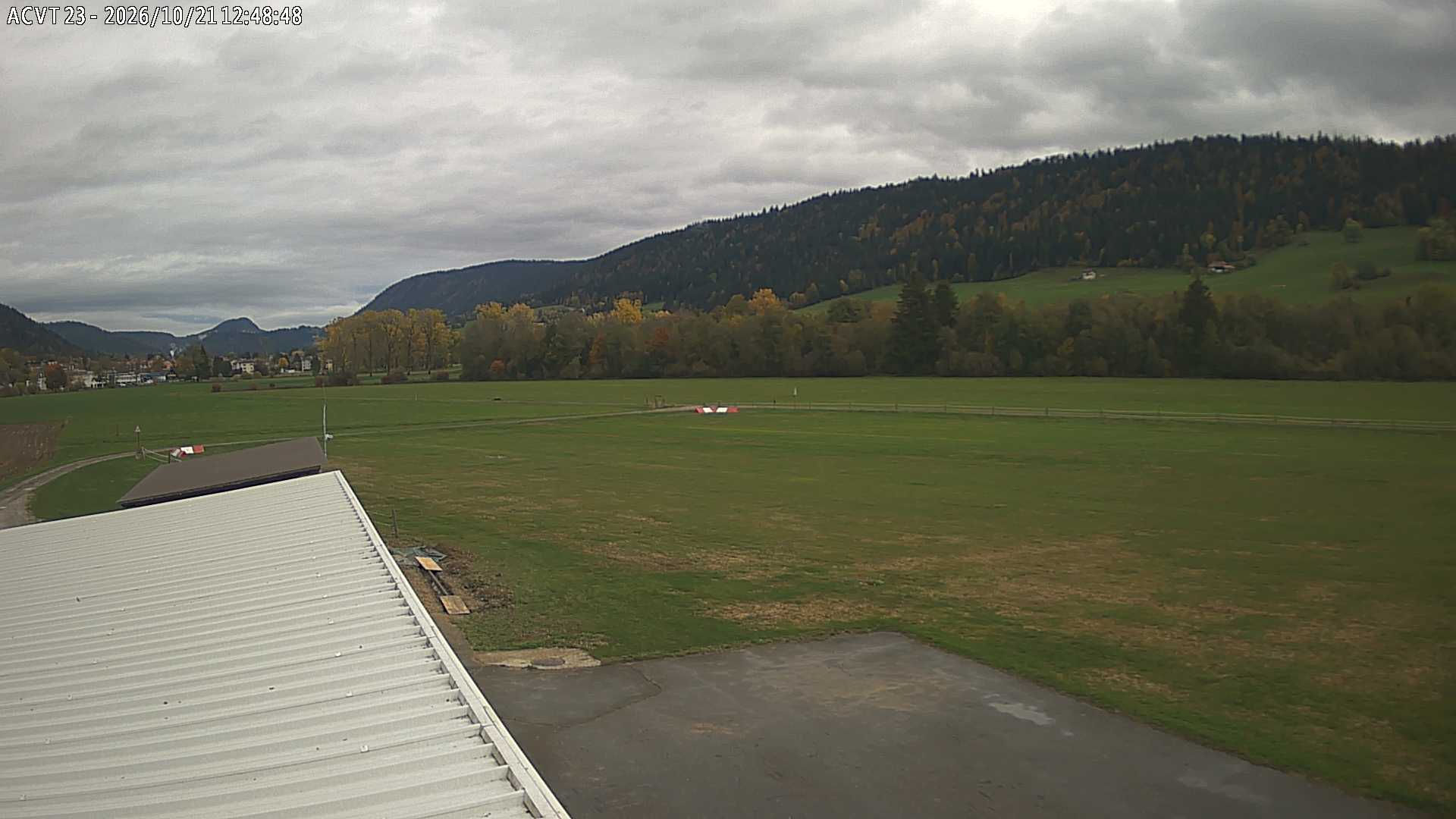 Motiers airfield - 웹카메라