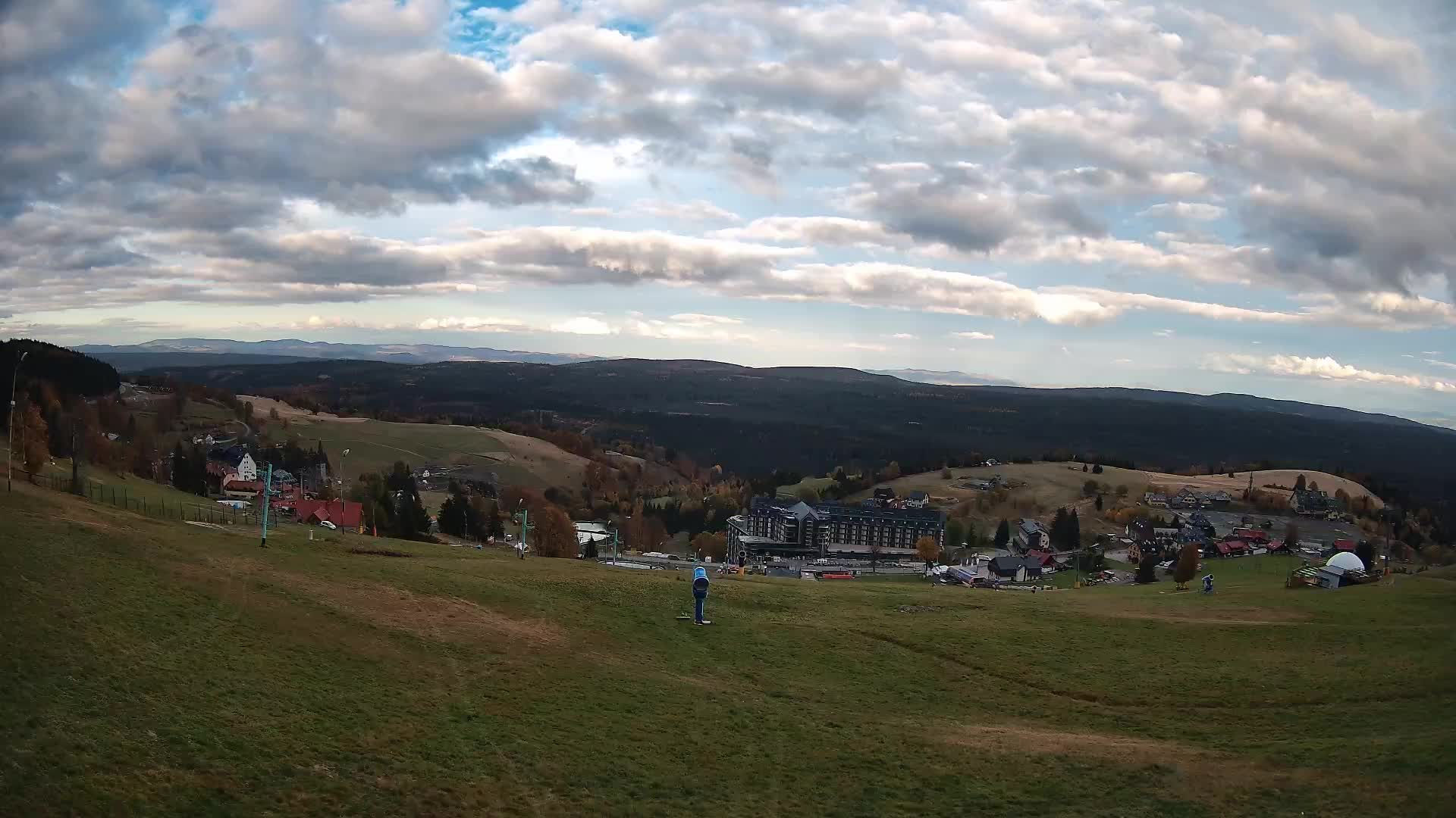 Zieleniec Sport Arena - budowa Infinity Ski&Spa - Yesterday
