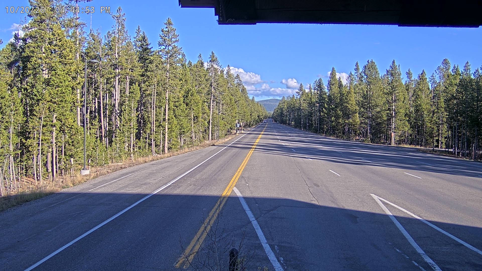 Yellowstone National Park West Entrance - Webcams