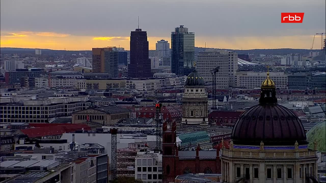 Rotes Rathaus - Včera