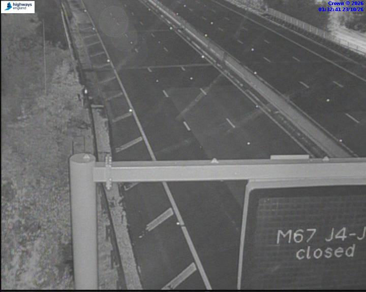 M1 J34 Meadowhall Interchange and Tinsley Interchange North - Веб-камеры