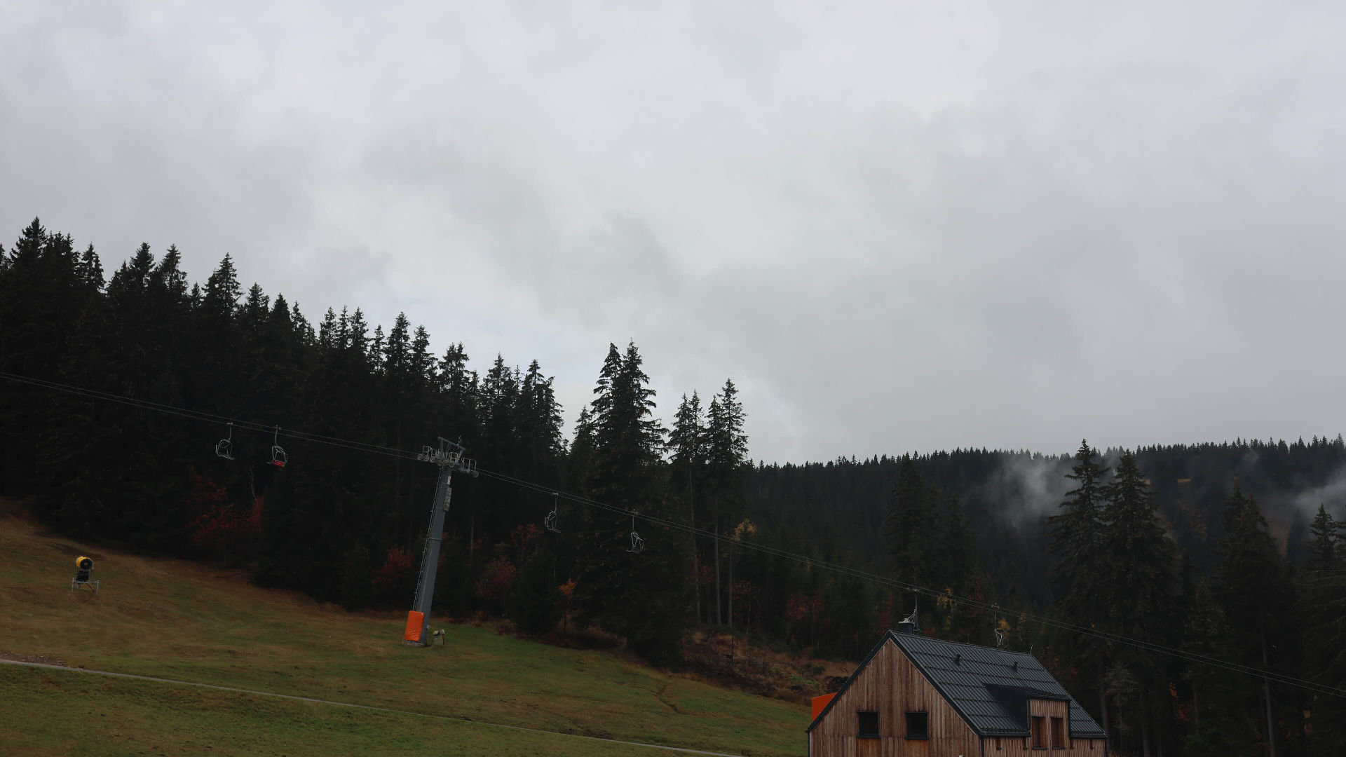 Pec pod Sněžkou - Lyžařský žleb - Včera